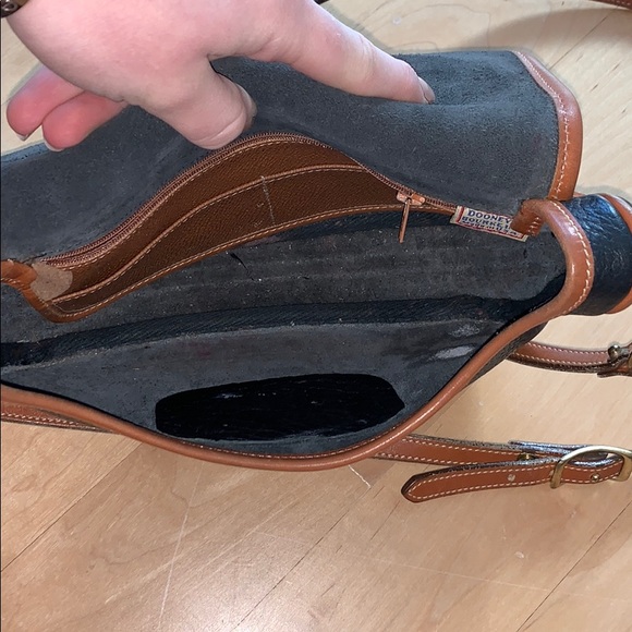 Dooney & Bourke Vintage Bag - Picture 9 of 13